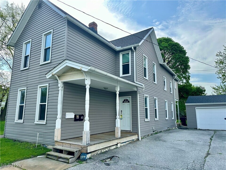 5017 Tillman Ave in Cleveland, OH - Building Photo