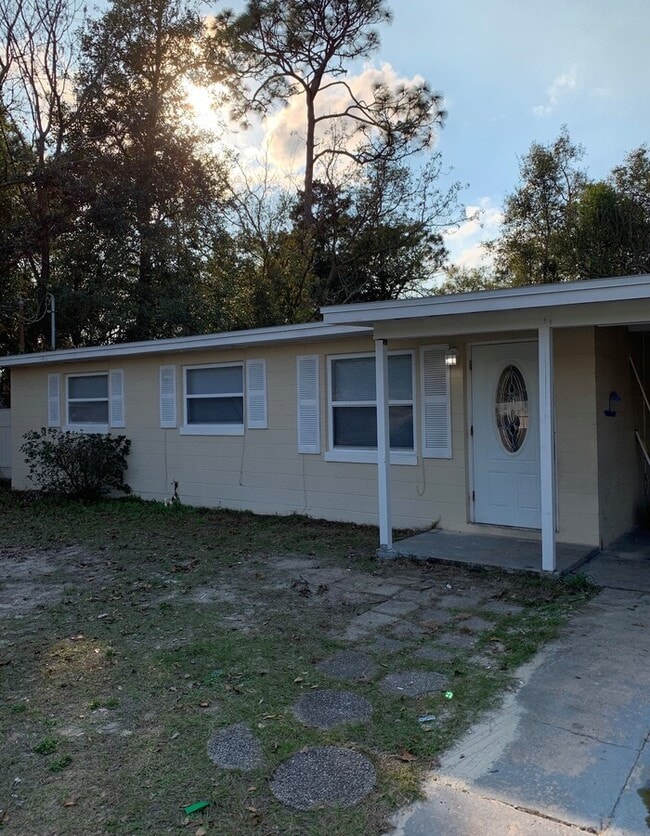 10522 Conrad Dr in Jacksonville, FL - Building Photo - Building Photo