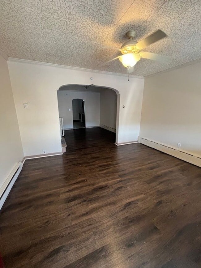 20 Wiggan St in New Philadelphia, PA - Building Photo - Building Photo