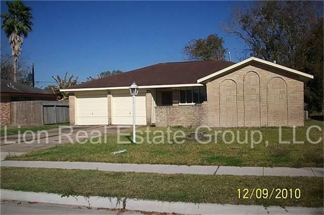 3906 Oakside Dr in Houston, TX - Building Photo