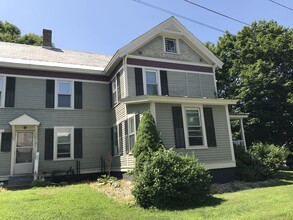 820 Western Ave, Unit Apt202 in Brattleboro, VT - Building Photo - Building Photo