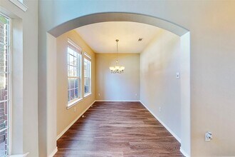 8915 Headstall Dr in Tomball, TX - Building Photo - Building Photo