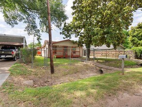 954 Ringold St in Houston, TX - Building Photo - Building Photo