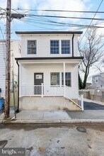 32 West St in Bordentown, NJ - Building Photo - Building Photo