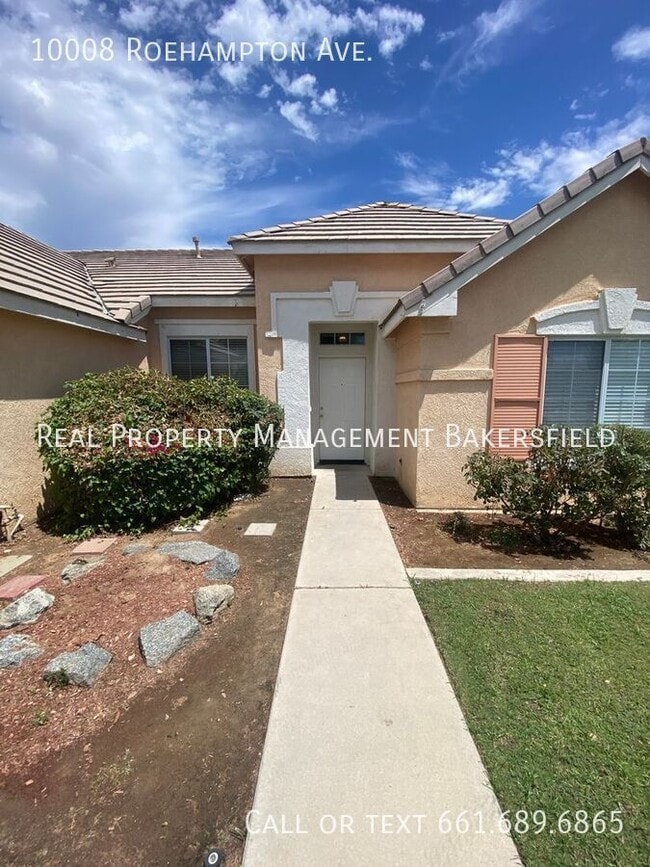 10008 Roehampton Ave in Bakersfield, CA - Building Photo - Building Photo