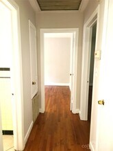 2420 Shamrock Dr in Charlotte, NC - Building Photo - Building Photo
