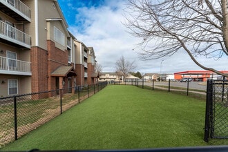 Coryell Crossing in Springfield, MO - Building Photo - Building Photo