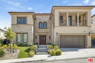 20326 Liverpool Way in Los Angeles, CA - Building Photo