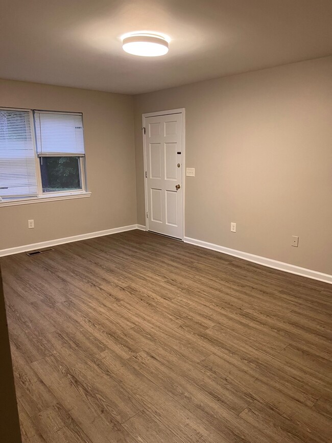 property at 1133 White Oak Dr