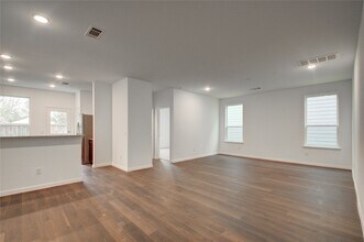 10123 Clearwick St in Houston, TX - Building Photo - Building Photo