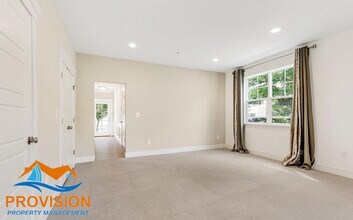 7802 Five Oaks Ct in Glen Burnie, MD - Building Photo - Building Photo