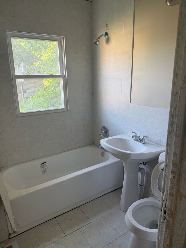 13940 Ohio St in Detroit, MI - Building Photo - Building Photo