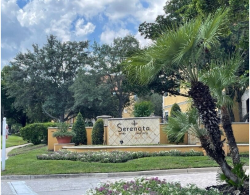 6131 Metrowest Blvd in Orlando, FL - Building Photo