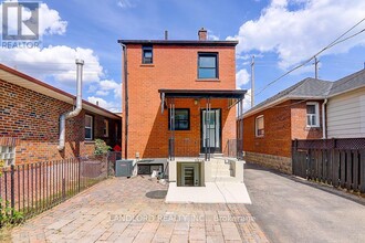 56 Bicknell Ave in Toronto, ON - Building Photo - Building Photo
