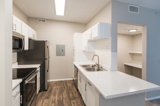 RidgePointe at Gleneagle in Colorado Springs, CO - Building Photo - Building Photo
