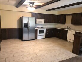 304 4th St S, Unit 102 in Sauk Rapids, MN - Building Photo