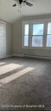 94 Wyoming St in Wilkes-Barre, PA - Foto de edificio - Building Photo