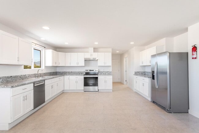 property at 537 E Ash St