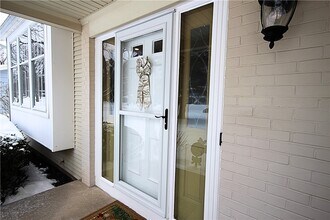 16 Buchanan Rd in Pittsford, NY - Building Photo - Building Photo