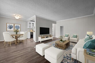 Monticello Apartments in Huntington Beach, CA - Building Photo - Building Photo