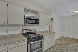 205 Walnut St in Ridgeland, MS - Building Photo - Building Photo