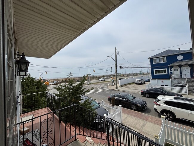 130 Beach 98th St, Unit Apartment for rent
