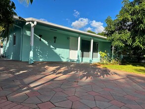 2421 SW 9th St in Fort Lauderdale, FL - Building Photo - Building Photo