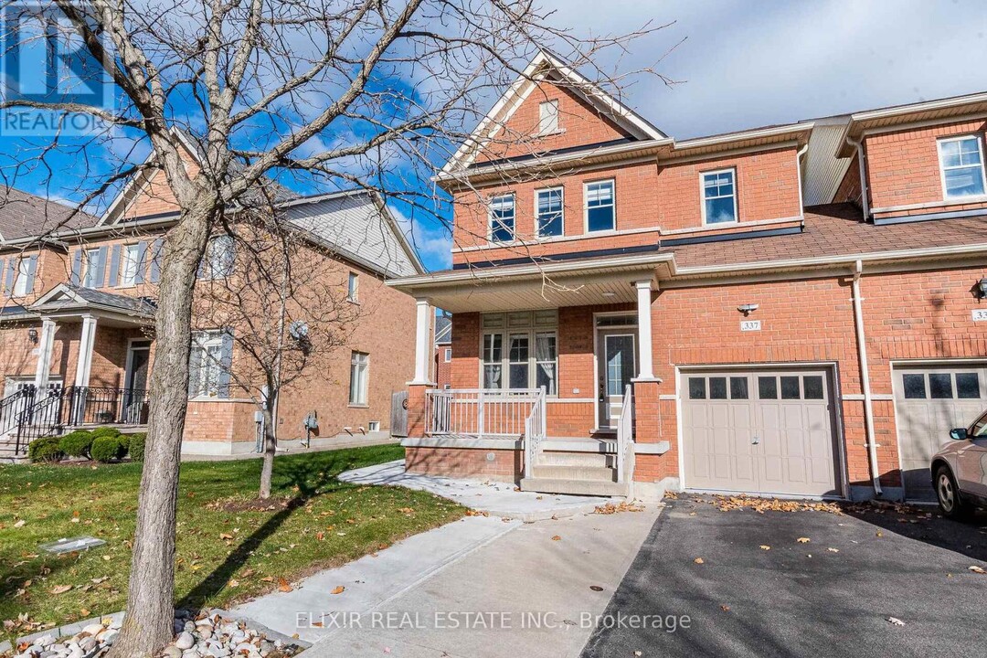 337 Dalgleish Garden in Milton, ON - Building Photo