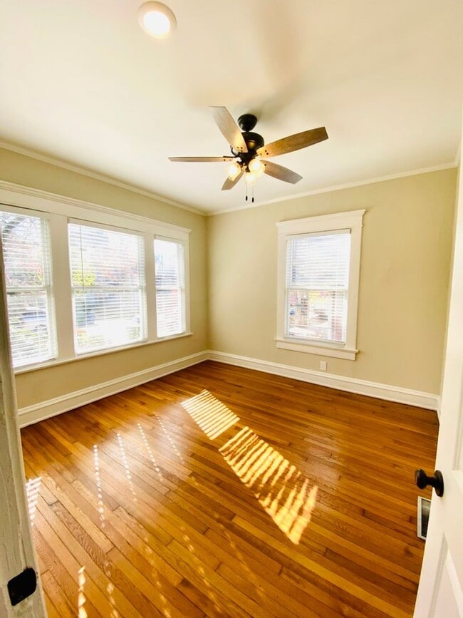 688 Linwood Ave NE in Atlanta, GA - Building Photo - Building Photo