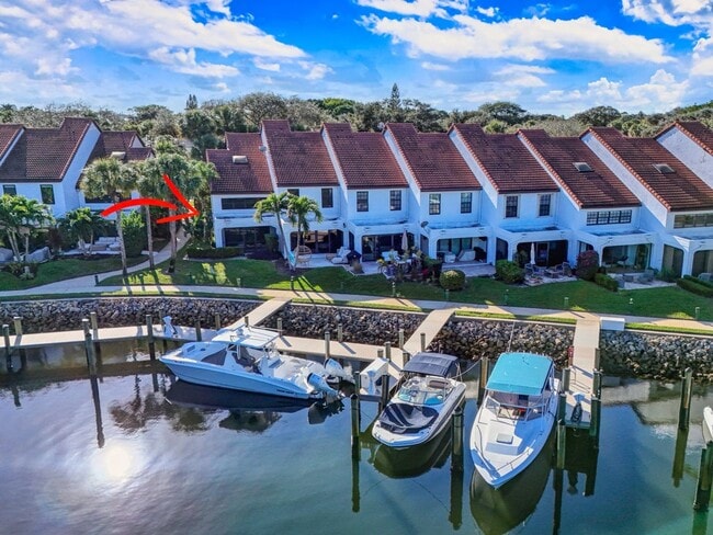 property at 2320 Treasure Isle Dr