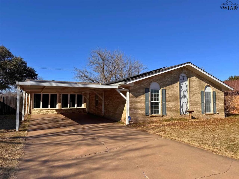 4604 Trailwood Dr in Wichita Falls, TX - Building Photo