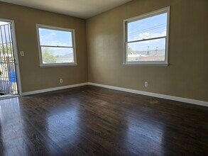 25314 1/2 Oak St, Unit 25314.5 in Lomita, CA - Building Photo - Building Photo