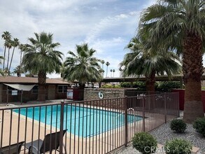 74402 Abronia Trail, Unit 7 in Palm Desert, CA - Building Photo - Building Photo