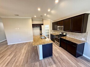 4512 Chestnut Meadows Bend in Georgetown, TX - Building Photo - Building Photo