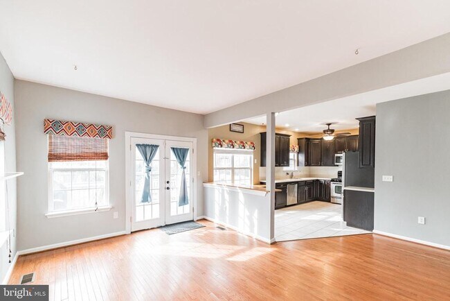 9 Sharon Ln in Stafford, VA - Building Photo - Building Photo