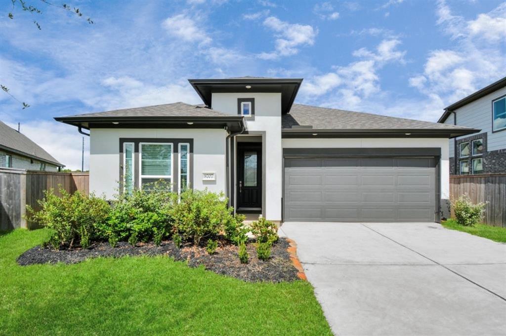 8707 Morris Wds Dr in Sienna, TX - Building Photo