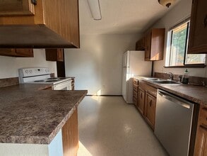 925 Gellatly Ave in Wenatchee, WA - Building Photo - Building Photo