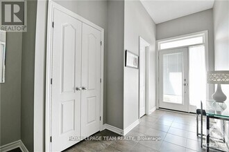 793 Hazelnut Crescent in Ottawa, ON - Building Photo - Building Photo