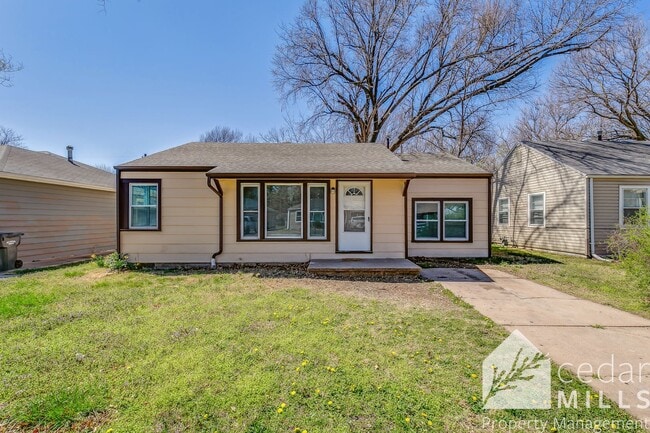 property at 1519 N Old Manor Rd