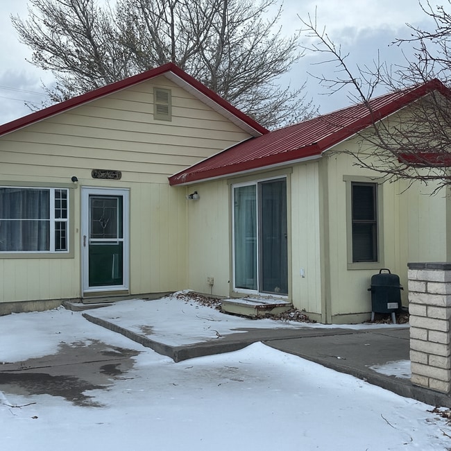 property at 724 W State St