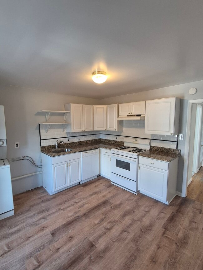 2301 Pennsylvania Ave, Unit E in Wilmington, DE - Building Photo - Building Photo