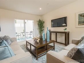 3128 Canon St, Unit 103 in San Diego, CA - Building Photo - Building Photo