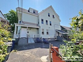 39 Pinckney St, Unit 3 in Somerville, MA - Building Photo