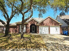 19734 Glenfinch Ln in Spring, TX - Building Photo