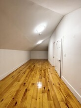 101 Summer St, Unit 3 in Somerville, MA - Building Photo - Building Photo