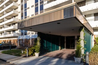 Channel Club Tower in Monmouth Beach, NJ - Building Photo - Building Photo