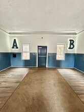 Oaklynne in Philadelphia, PA - Building Photo - Interior Photo