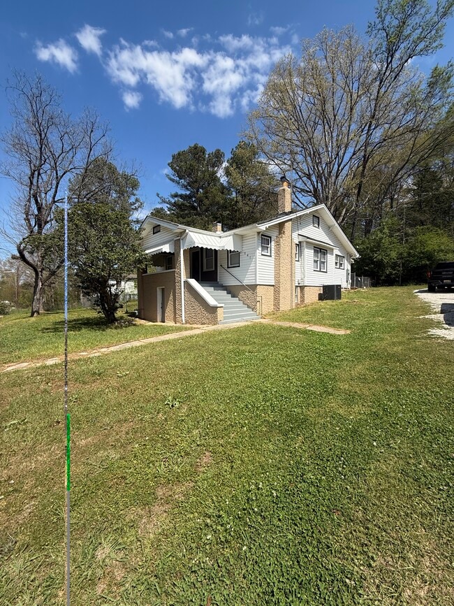 941 McDonald Chapel Rd in Birmingham, AL - Building Photo - Building Photo