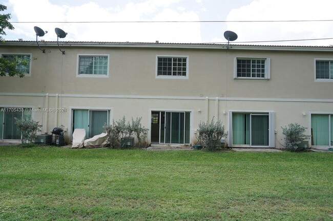 5457 Via Delray Blvd in Delray Beach, FL - Building Photo - Building Photo