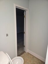 534 College St in Woodland, CA - Foto de edificio - Building Photo